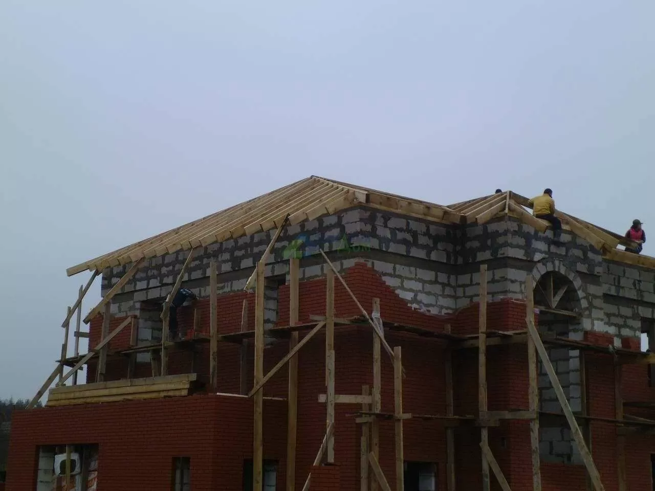 строительство стропильной системы крыши
