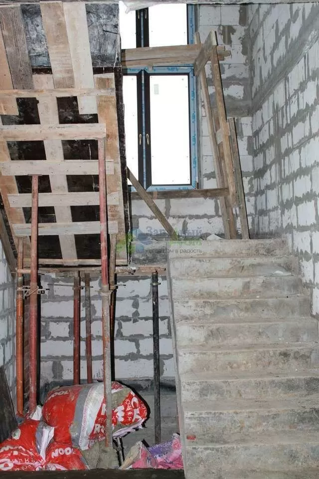Строительство железобетонной лестницы